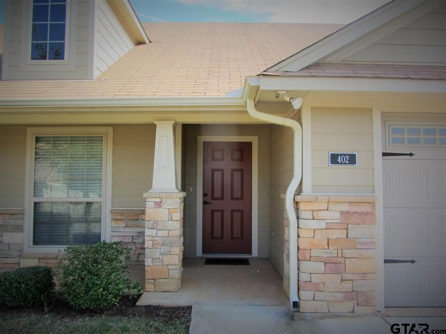 421 421 W Cumberland Rd unit 402, Tyler, TX 75703 - photo 1