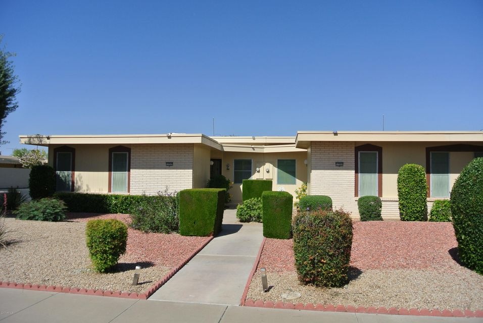 17257 N 105th Ave, Sun City, AZ 85373 - photo 1