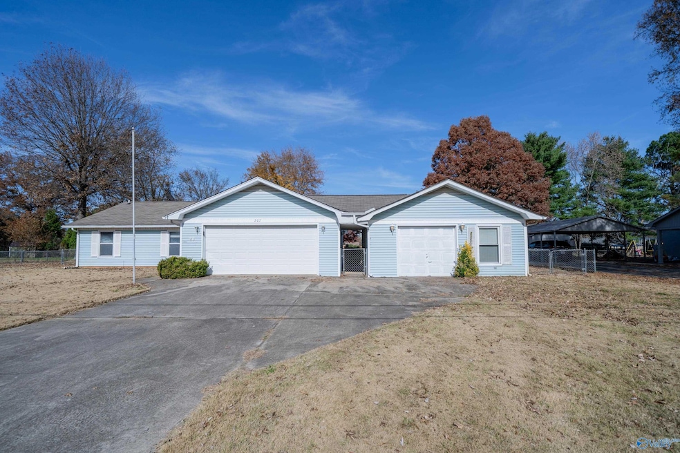 207 Collins Ln, Meridianville, AL 35759 - photo 1