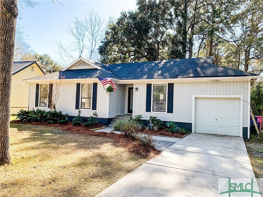 103 S Sheftall Cir, Savannah, GA 31410 - photo 1