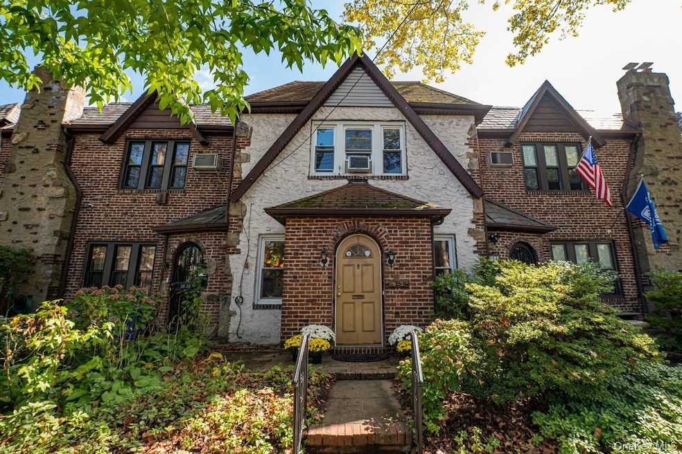 2931 167th St, Flushing, NY 11358 - photo 1