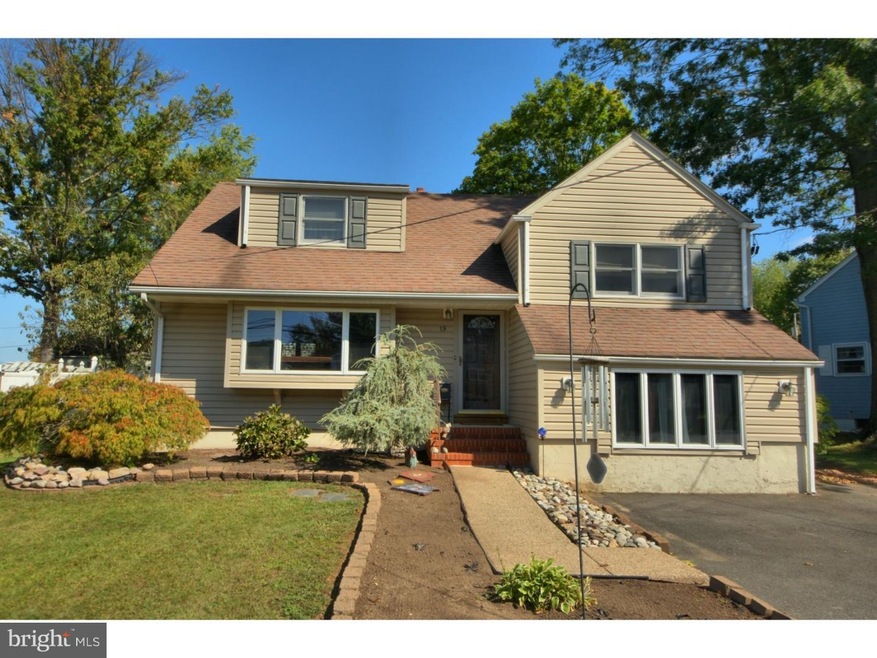 19 Miry Brook Rd, Trenton, NJ 08690 - photo 1