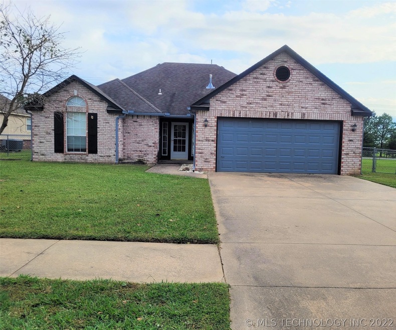 108 W 133rd Place N, Skiatook, OK 74070 - photo 1