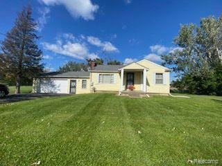 1251 E Humphrey Ave, Flint, MI 48505 - photo 1