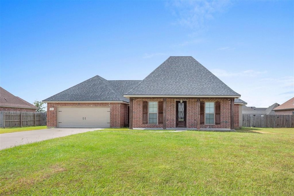 5517 E Jake Oliver Ln, Iowa, LA 70647 - photo 1