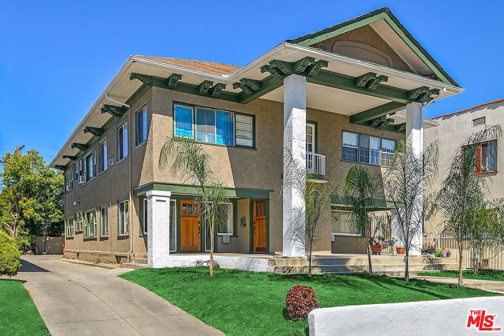 For Sale $1,150,000 • Co-Listing Agent