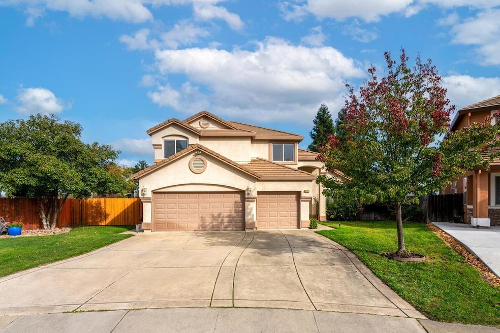 8432 Arrowroot Cir, Antelope, CA 95843 - photo 1