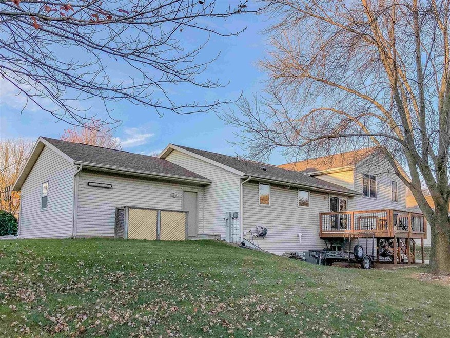 W2969 Farmstead Dr, Appleton, WI 54915 - photo 1