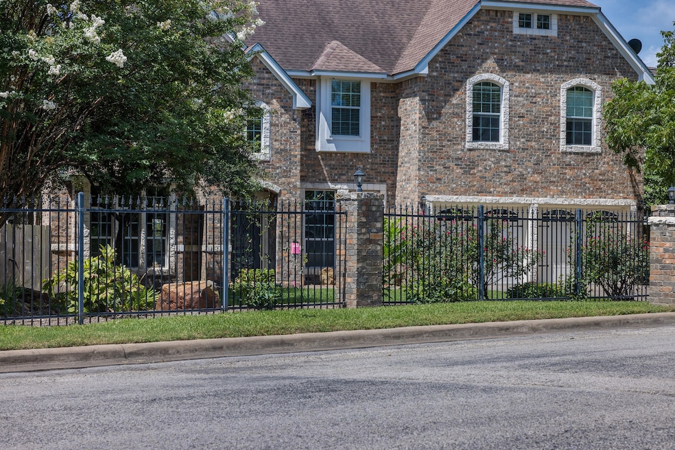 For Sale $780,000