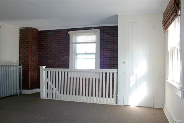 191 S Broadway unit 4, Tarrytown, NY 10591 - photo 1