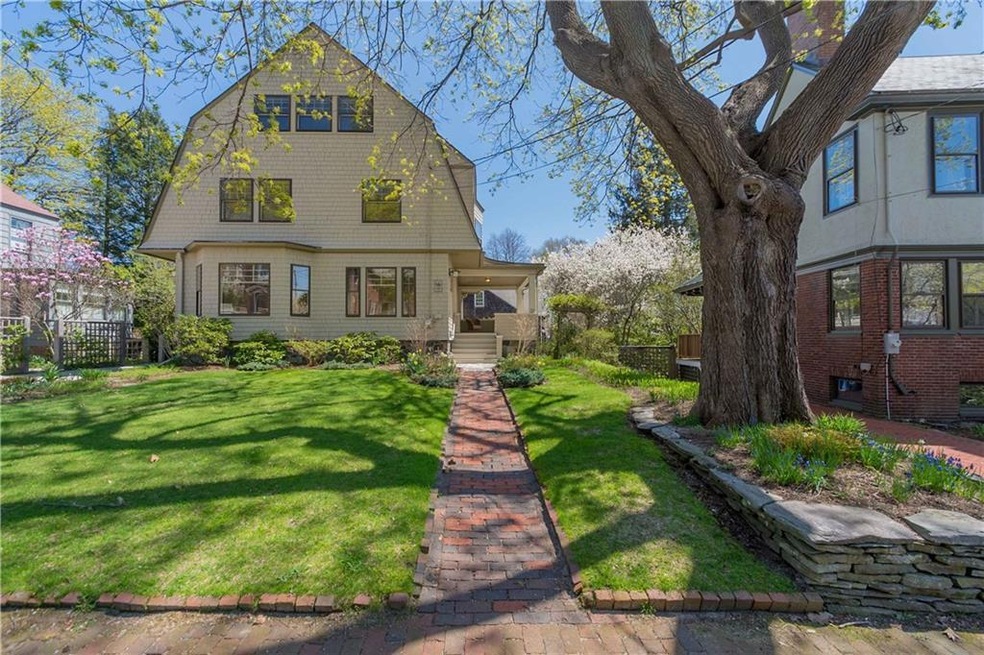 32 Orchard St, Portland, ME 04102 - photo 1