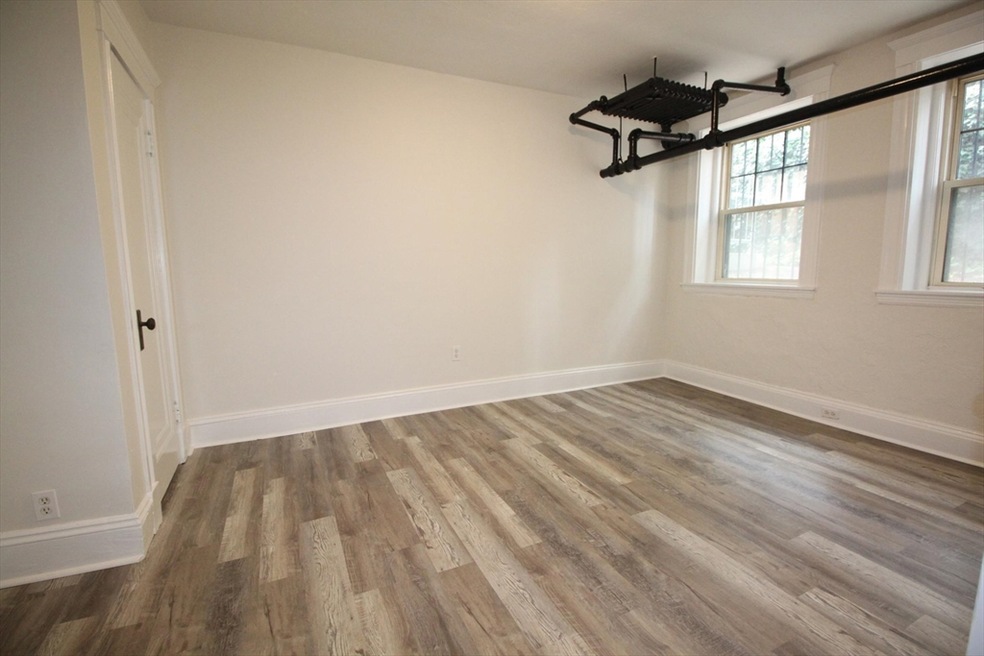 3 Crawford St unit 3, Cambridge, MA 02139 - photo 1