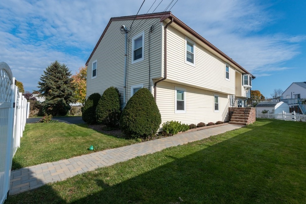 15 Bradford St, Malden, MA 02148 - photo 1