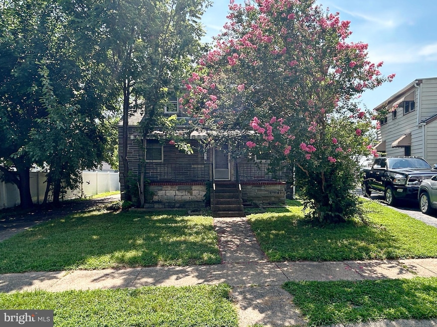 200 Pinewood Rd, Dundalk, MD 21222 - photo 1