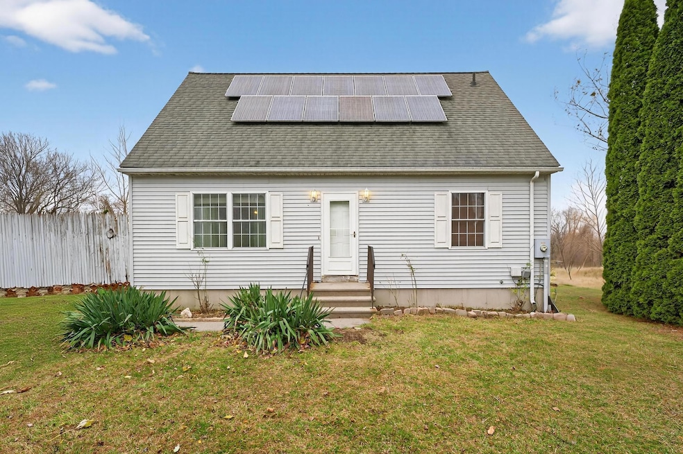 711 Ekonk Hill Rd, Moosup, CT 06354 - photo 1