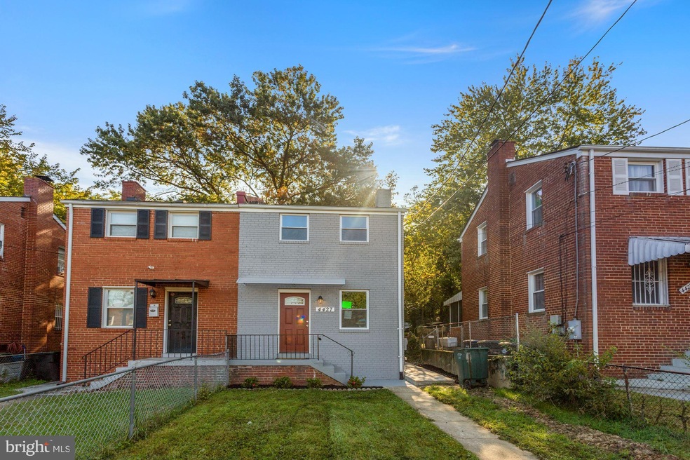 4427 Texas Ave SE, Washington, DC 20019 - photo 1