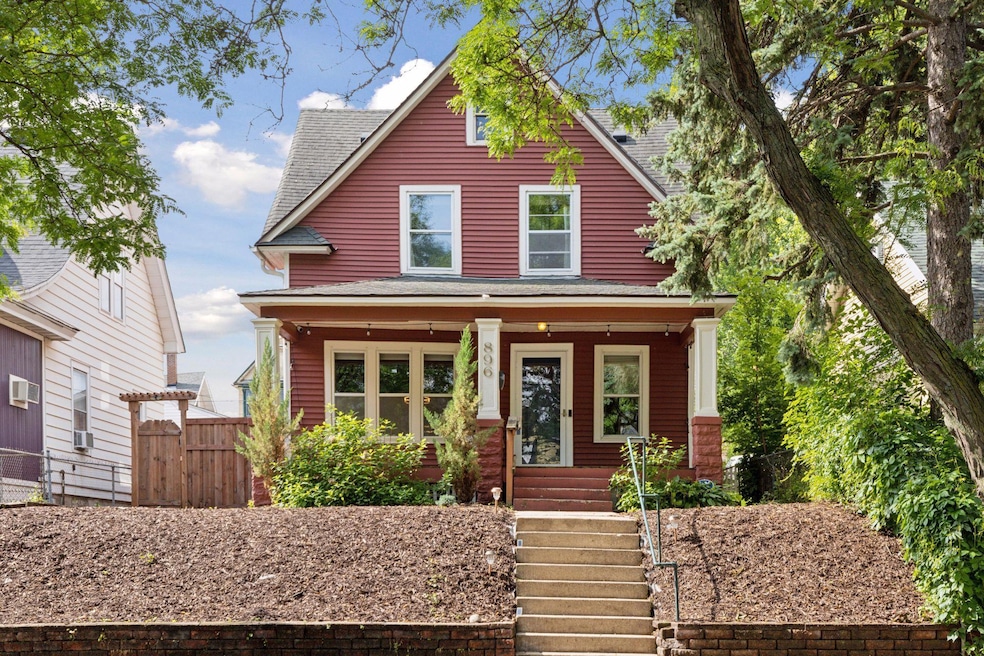 For Sale $325,000 • Co-Listing Agent