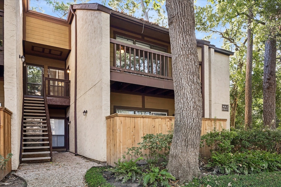 11711 Memorial Dr unit 510, Houston, TX 77024 - photo 1