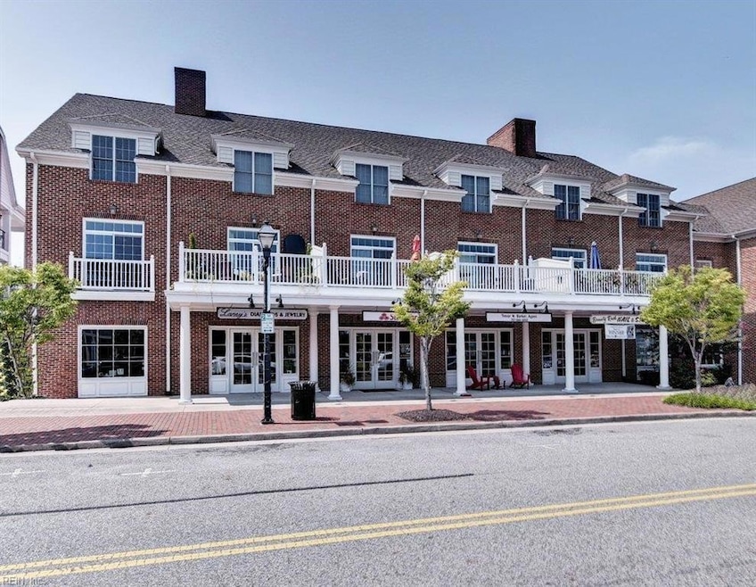 5121 Center Street #201 in the heart of New Town