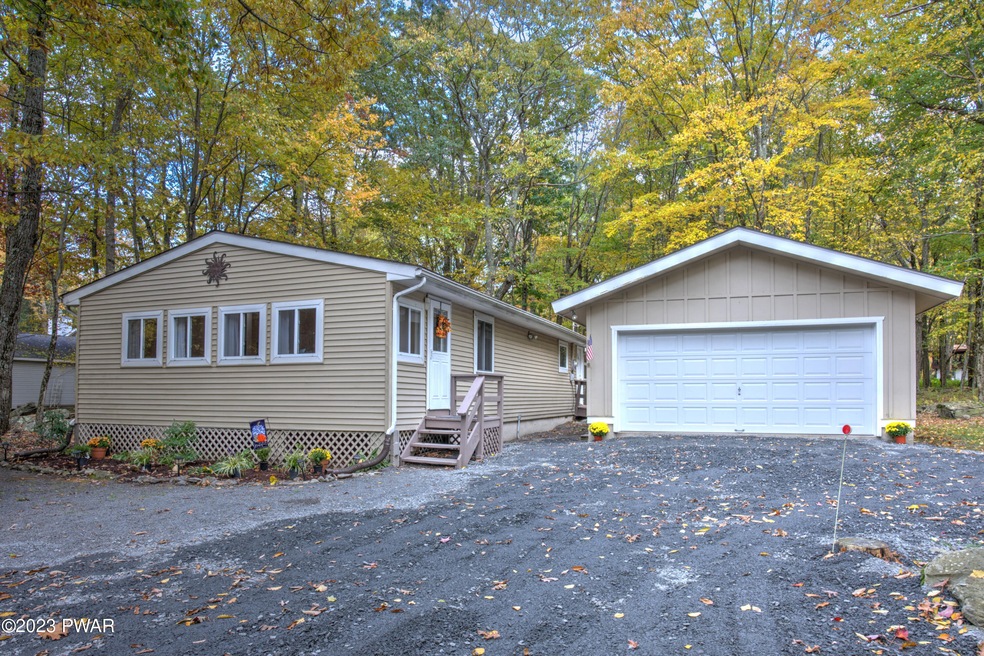 123 Pommel Dr, Hawley, PA 18428 - photo 1