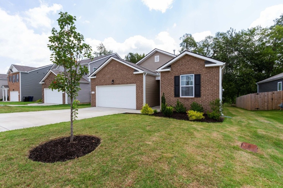 746 Prominence Rd, Columbia, TN 38401 - photo 1