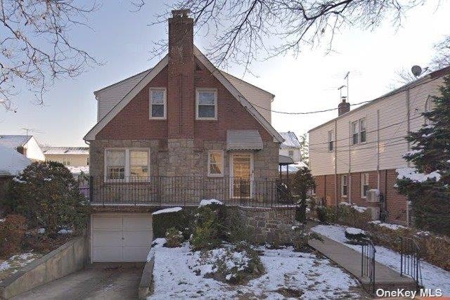 69-11 165th St, Fresh Meadows, NY 11365 - photo 1