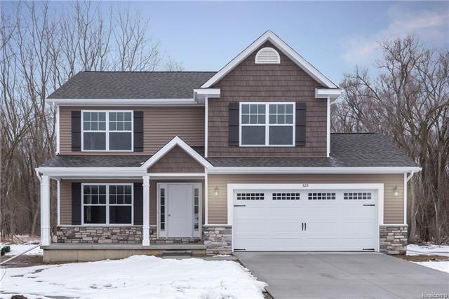 525 Cascade Ave, Fenton, MI 48430 - photo 1