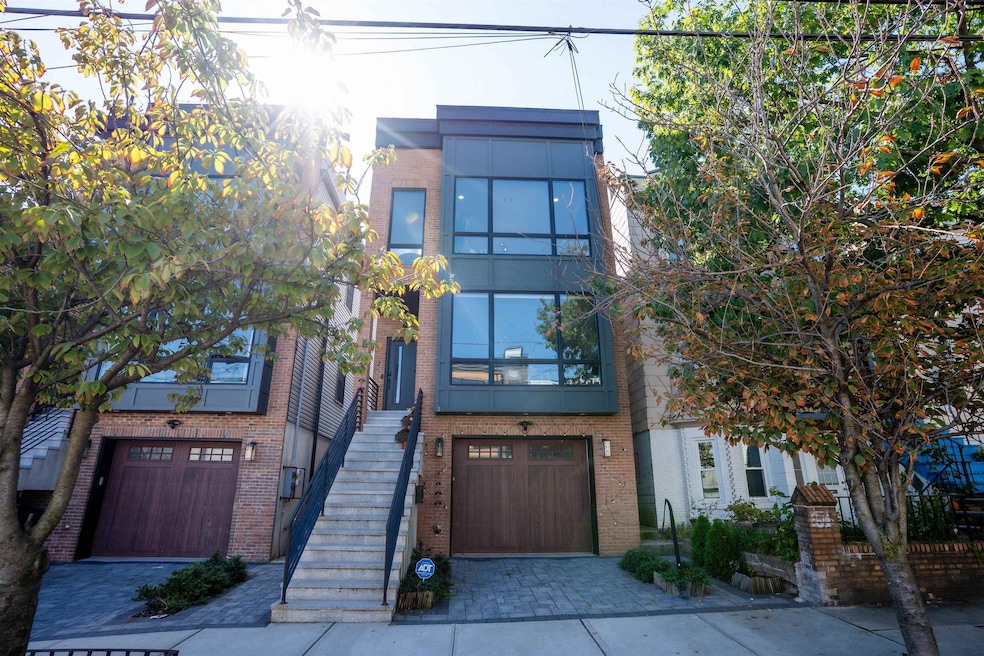 11 Irving St unit 2, Jersey City, NJ 07307 - photo 1