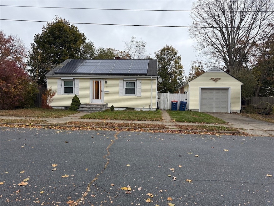 For Sale $399,900 • Co-Listing Agent