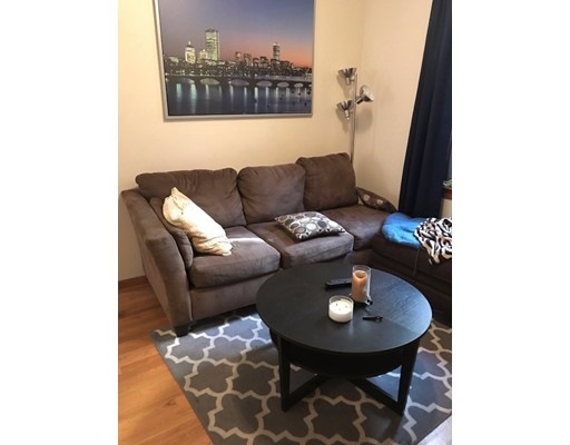 7 Margaret St unit 6, Boston, MA 02113 - photo 1