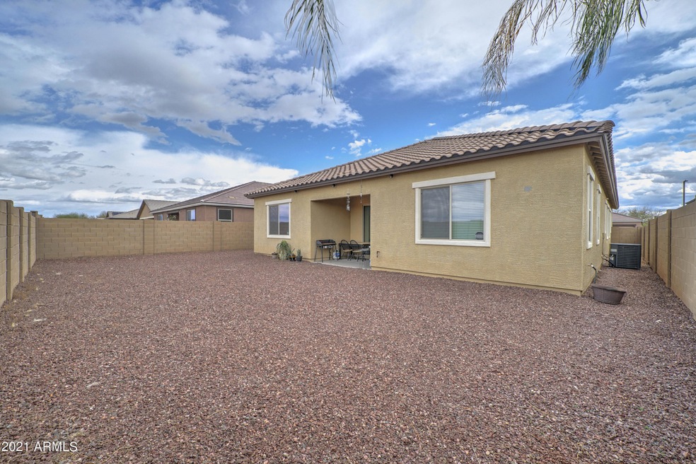 15682 W Fillmore St-32