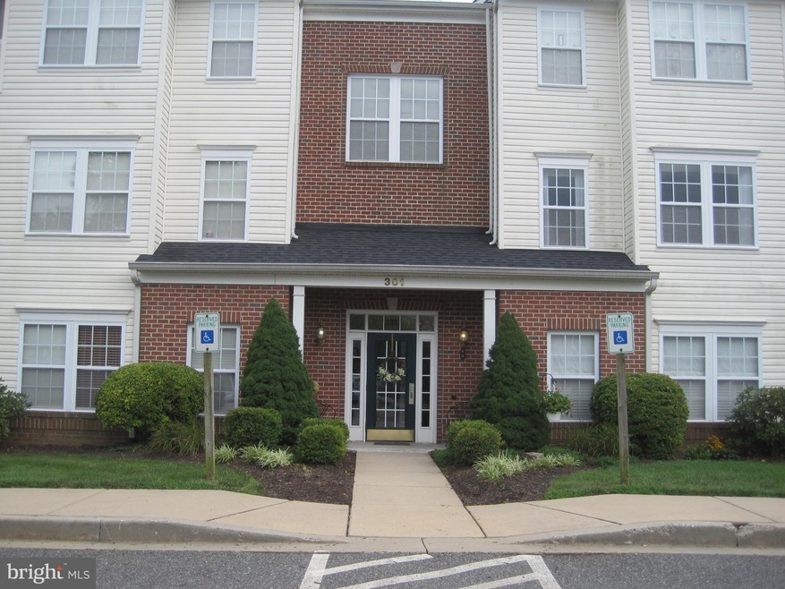 301 Willrich Cir unit K, Forest Hill, MD 21050 - photo 1