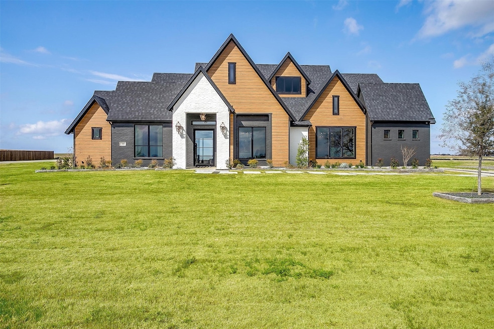 For Sale $1,050,000 • Co-Listing Agent