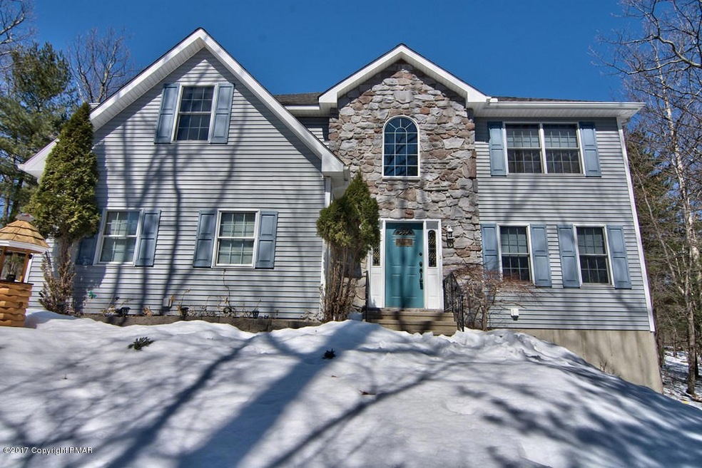 5206 Hilltop Cir, East Stroudsburg, PA 18301 - photo 1