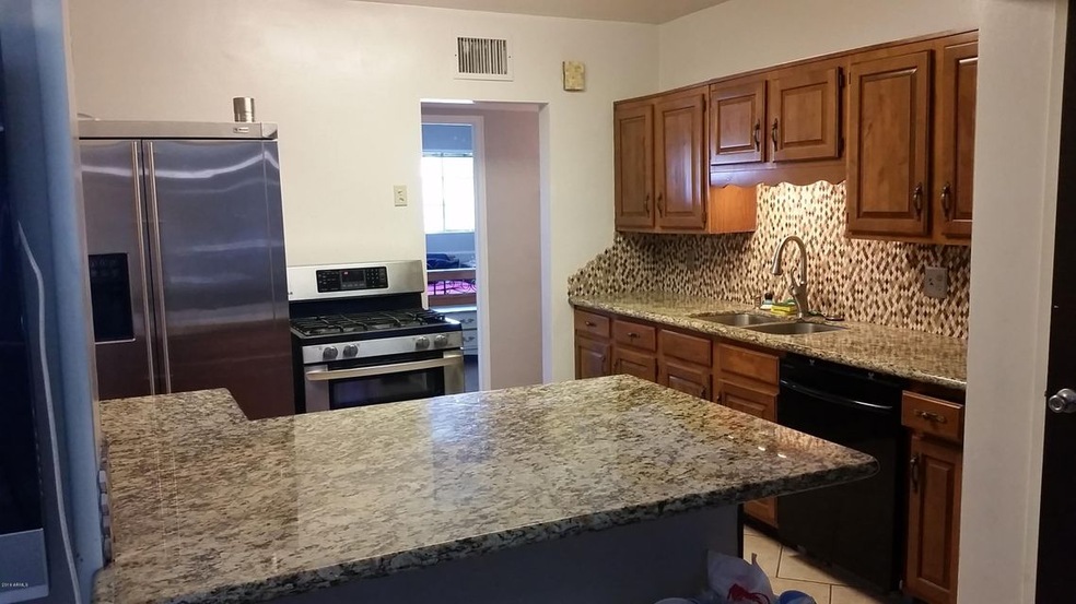 Kitchen 1