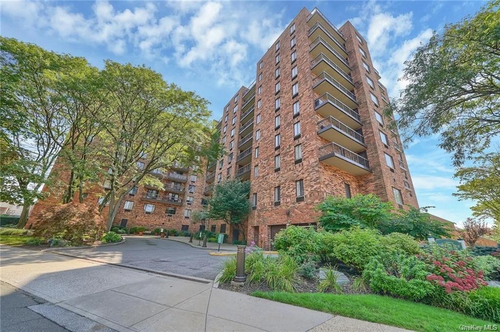 The Tower Club unit 316, Tuckahoe, NY 10707 - photo 1