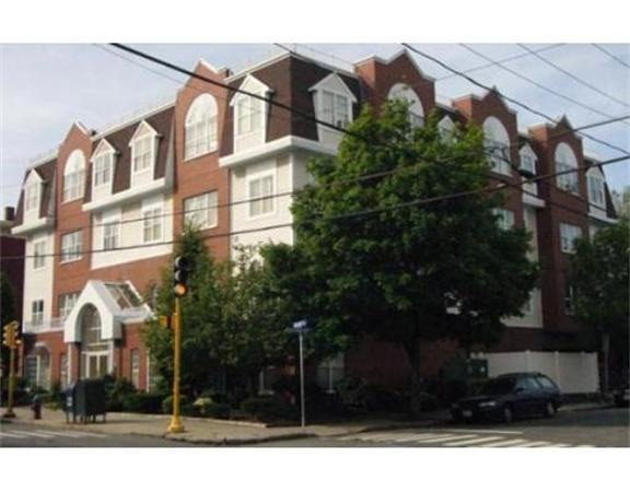 65 Beacon St unit C1, Somerville, MA 02143 - photo 1