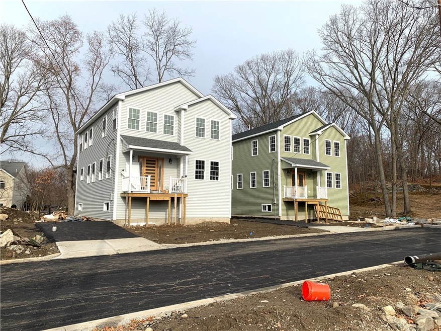 32 Groveland Ave, Providence, RI 02909 - photo 1