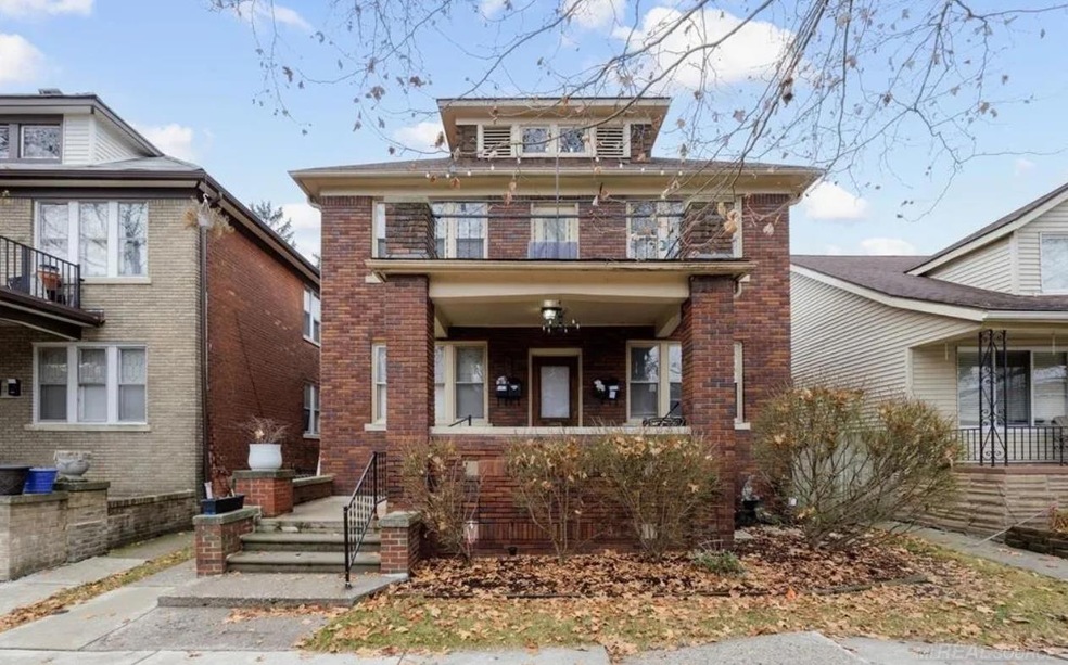 895 Beaconsfield Ave unit 1N, Grosse Pointe Park, MI 48230 - photo 1