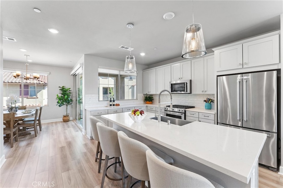 Sold $1,265,000 • Co-Listing Agent