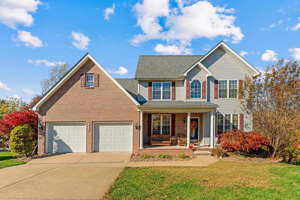 1048 Saint Ives Dr, Hurricane, WV 25526 - photo 1