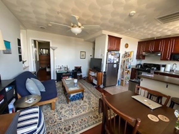 59 Hull St unit 7, Boston, MA 02113 - photo 1