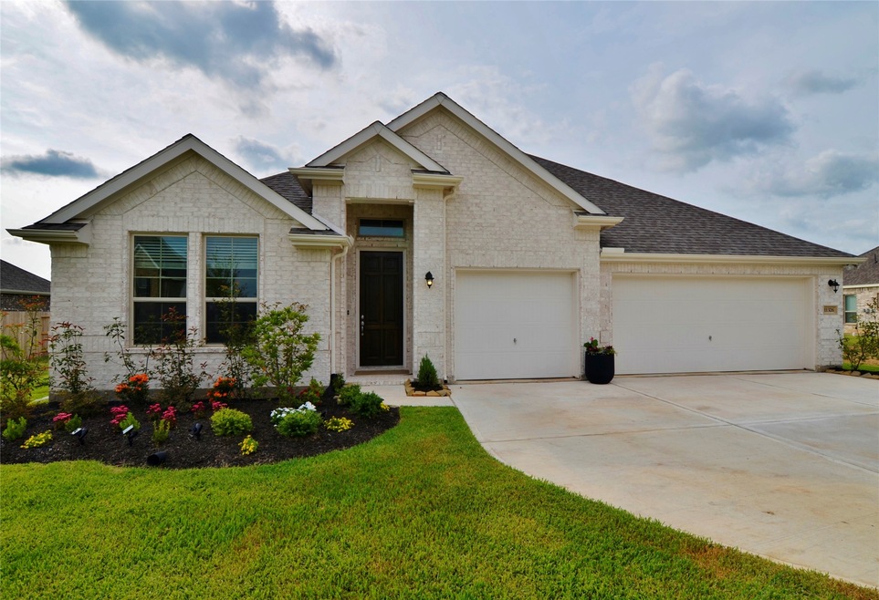 11326 Fannin Trail Ct, Needville, TX 77461 - photo 1