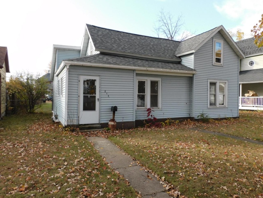 215 N 2nd St, Tomahawk, WI 54487 - photo 1