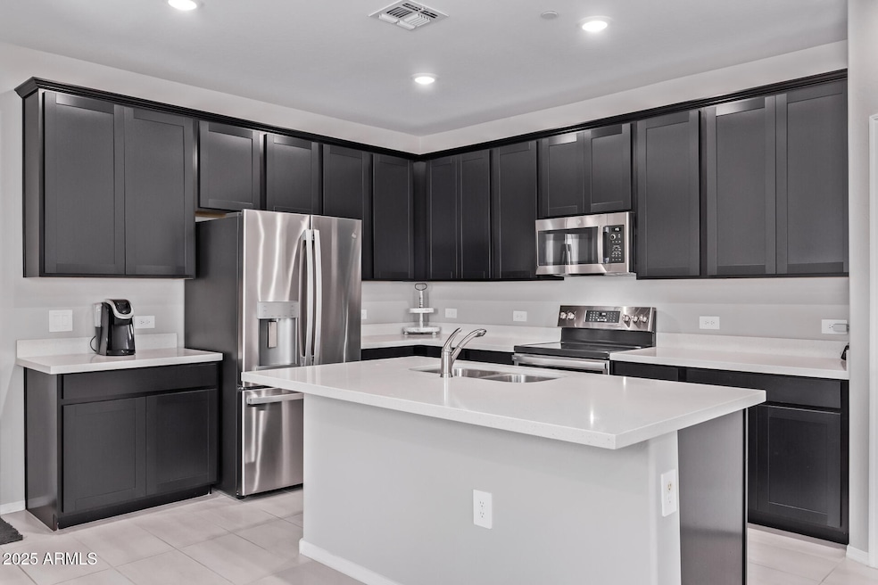 2625 S Peppertree Dr unit 101, Gilbert, AZ 85295 - photo 1