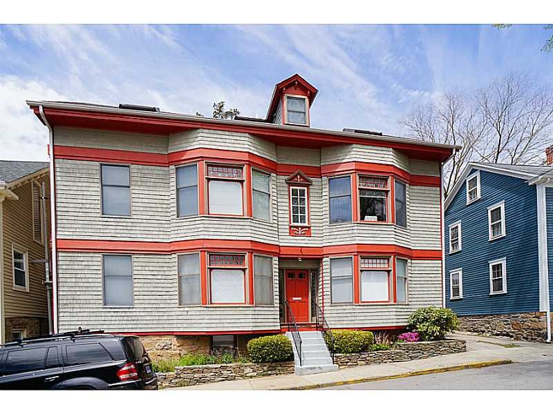 20 Perry St, Newport, RI 02840 - photo 1