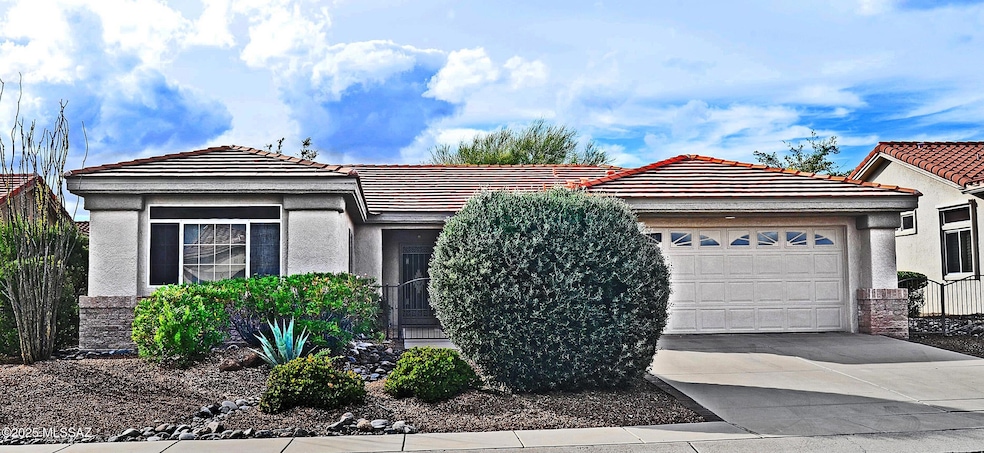 14035 N Biltmore Dr, Oro Valley, AZ 85755 - photo 1