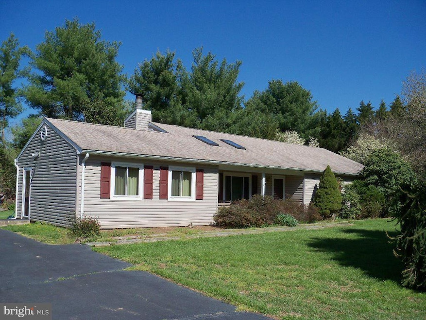 4300 Grapewood Dr, Warrenton, VA 20187 - photo 1