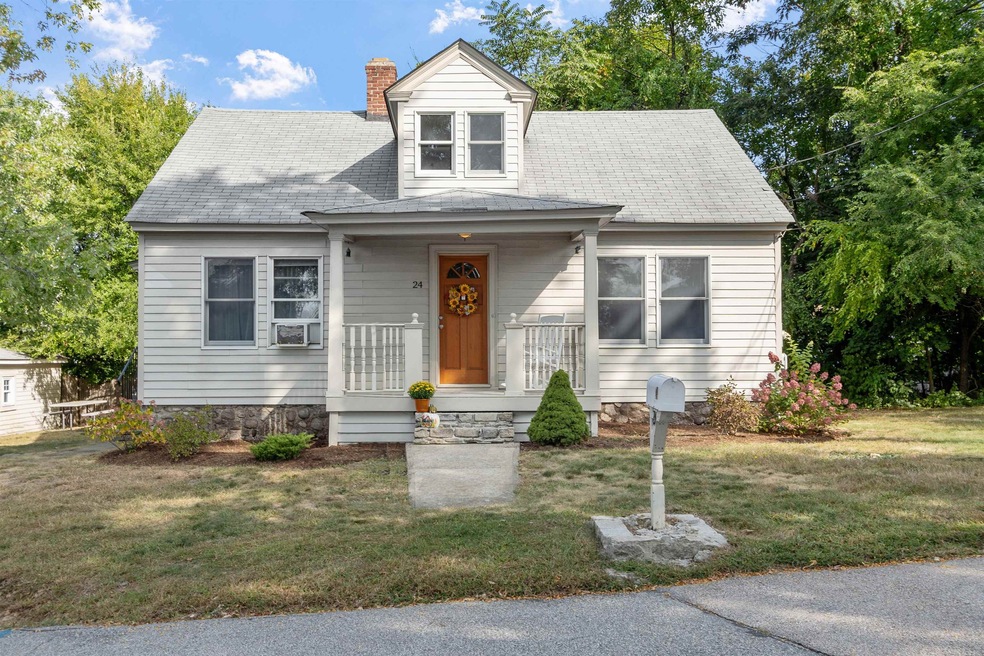 24 Doris St, Manchester, NH 03103 - photo 1