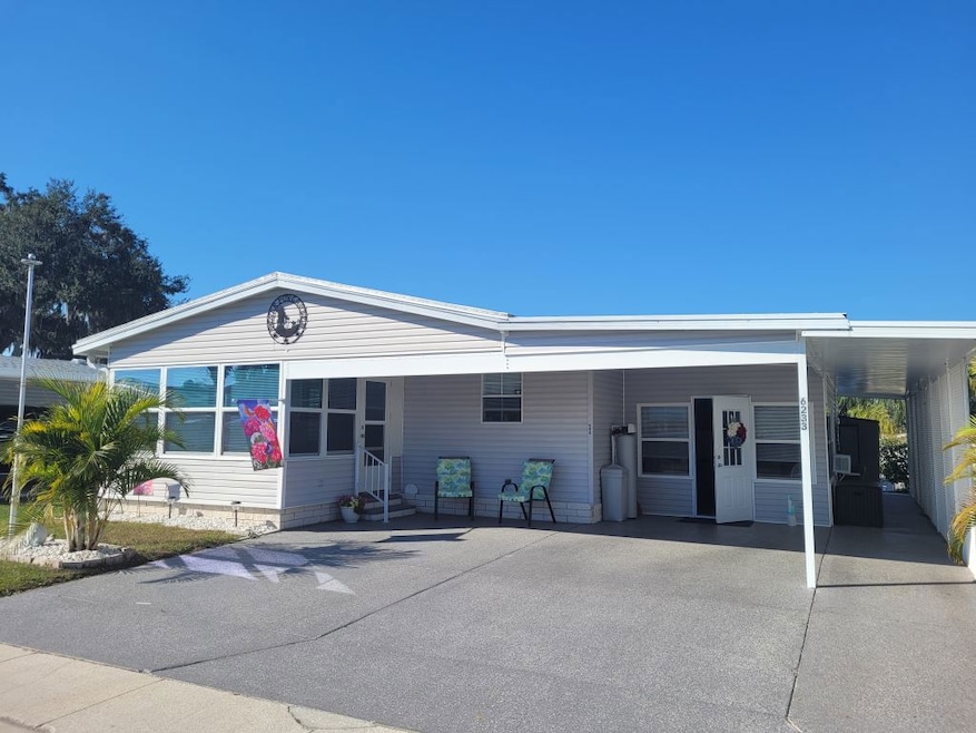 6233 Forest Lake Dr unit 334, Zephyrhills, FL 33540 - photo 1